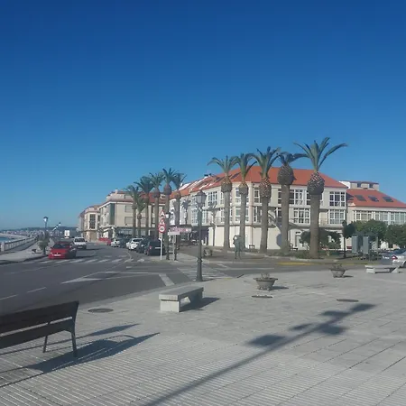 Apartamento En El Paseo Maritimo De Vilanova De Arousa A Pie De Playa Esterno foto